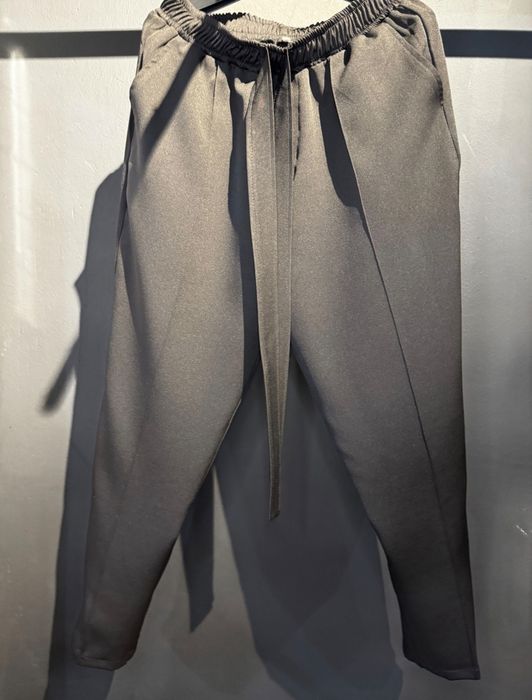 Pantaloni casual negri