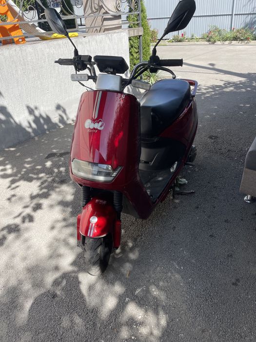 Срочно продам Скутер Мопед