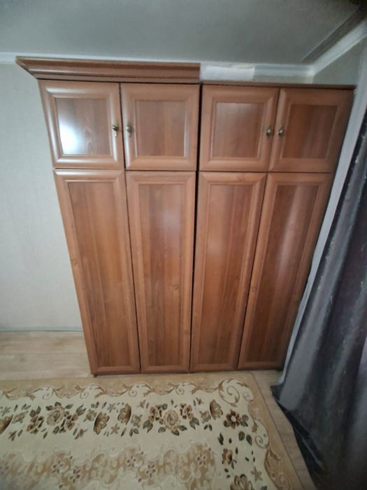 Продается шкафы, вместительные