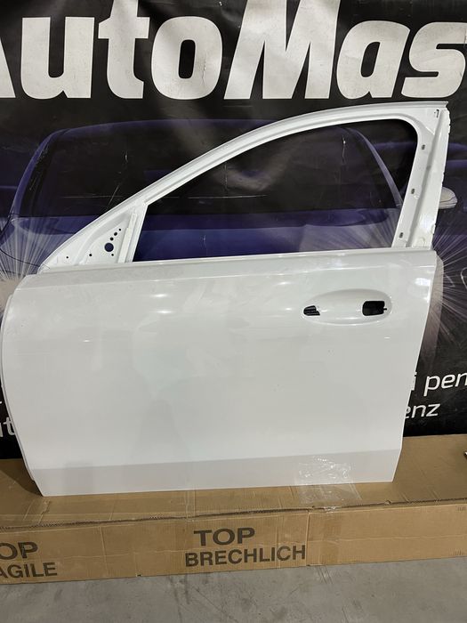 Usa fata stg Mercedes c class W206 A2067206100