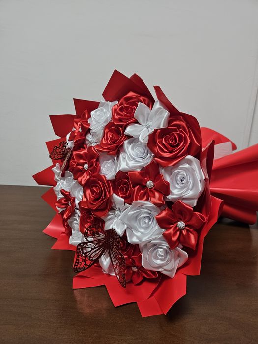 Buchet trandafiri