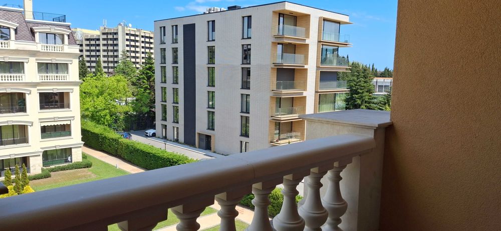 Продава се Двустаен апартамент в к.к. Св.Св. Константин и Елена - 70 кв.м за 2786 €/кв.м - Снимка #19