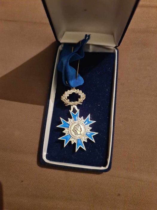 Френски орден за заслуги