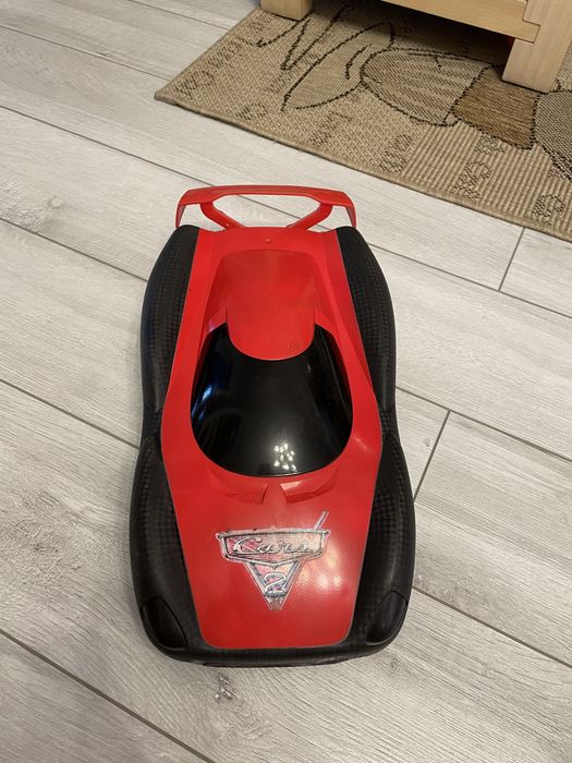 Игрушечные машинки