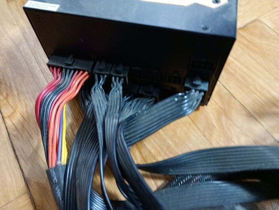 Захранване  за компютър