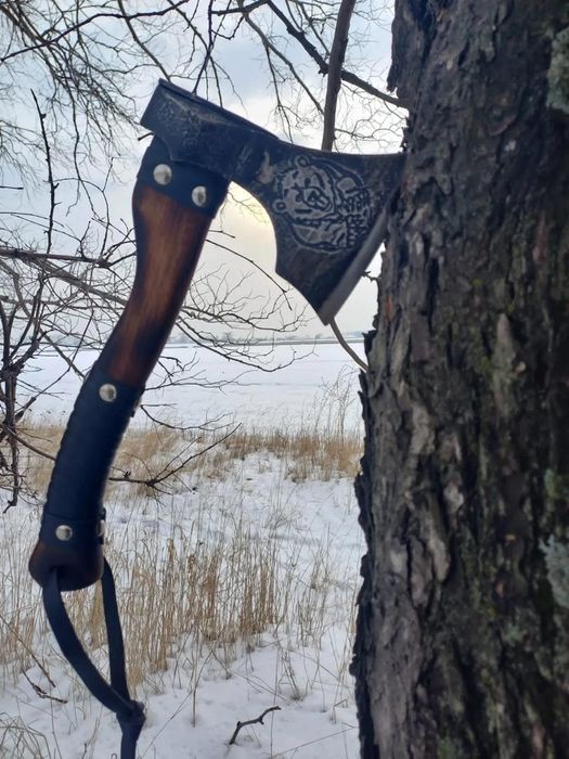Кованые топоры ручной работы