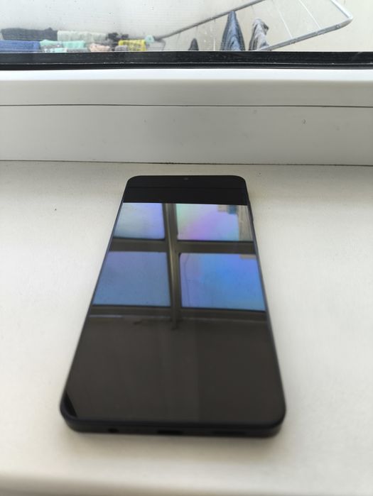 Продам Samsung a07 почти новый