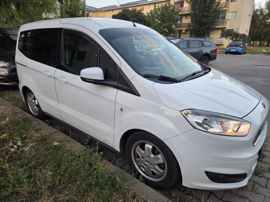 Ford tourneo courier 1,5/2015