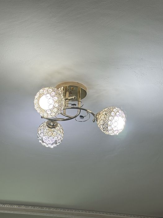 Продам люстры все за 20 тыс