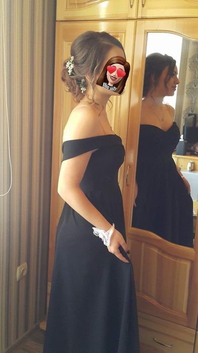 Официална черна рокля