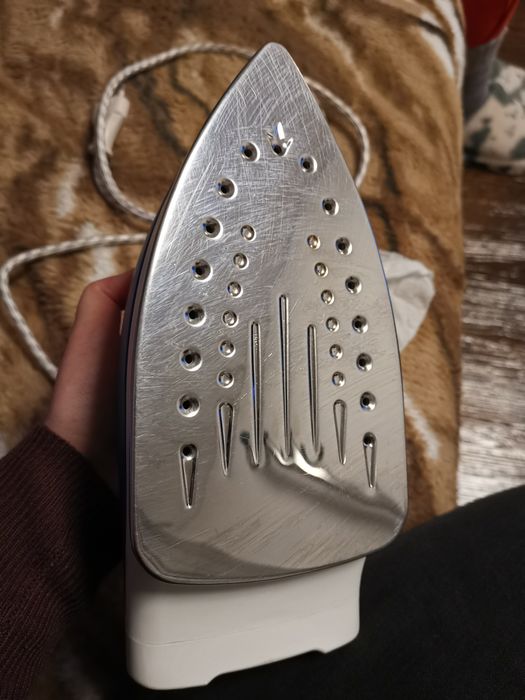 Fier de călcat mare