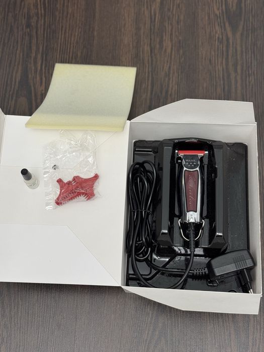 Aparat de tuns profesional cu cablu WAHL DETAILER wide 5star