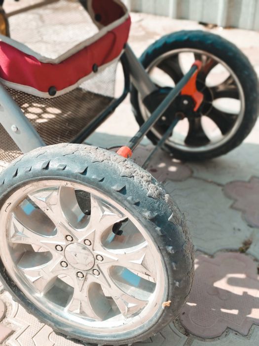 Продаем коляска б.у