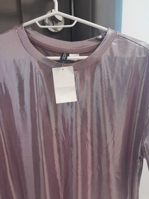 Bluza strălucitoare H&M,nouă