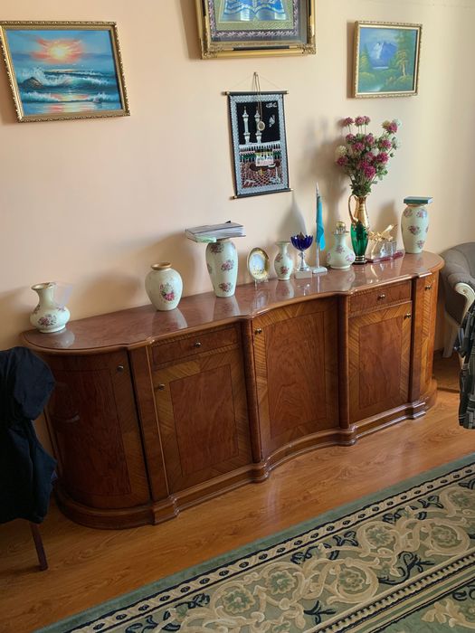 Гостиный гарнитур (буфет)