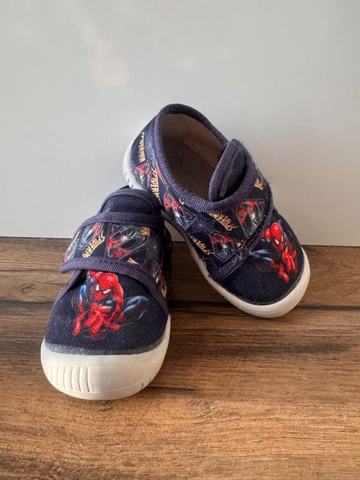 Маратонки и пантофи Mayoral, Hm, Beko 20 номер