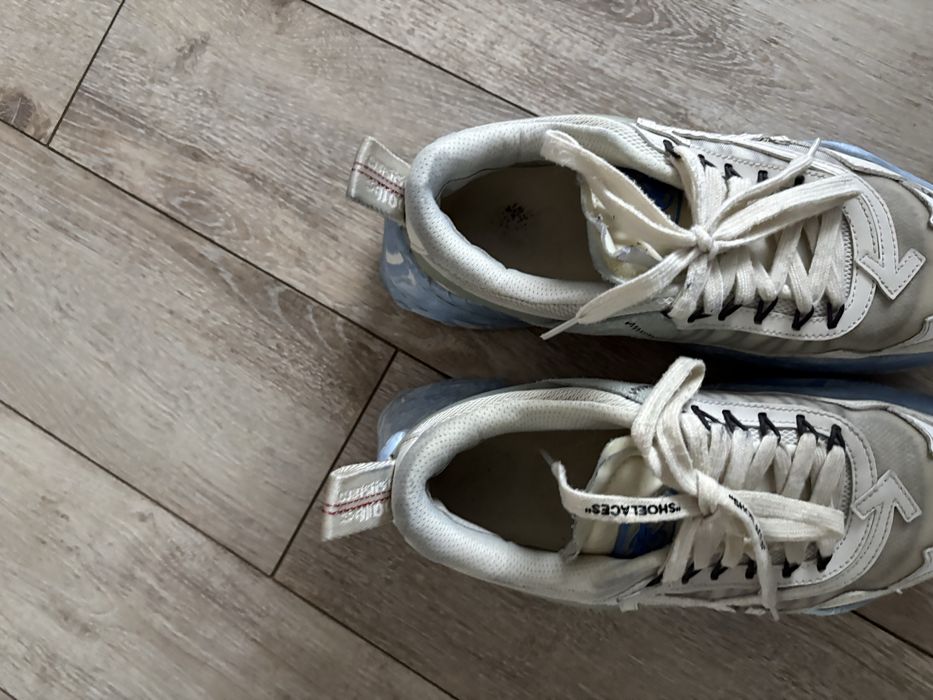 Vand off white odsy