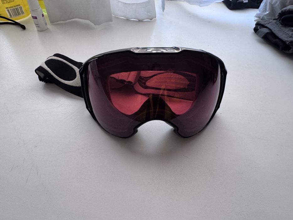 Продам очки горнолыжные Oakley