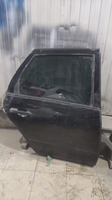 Дверь лада гранта