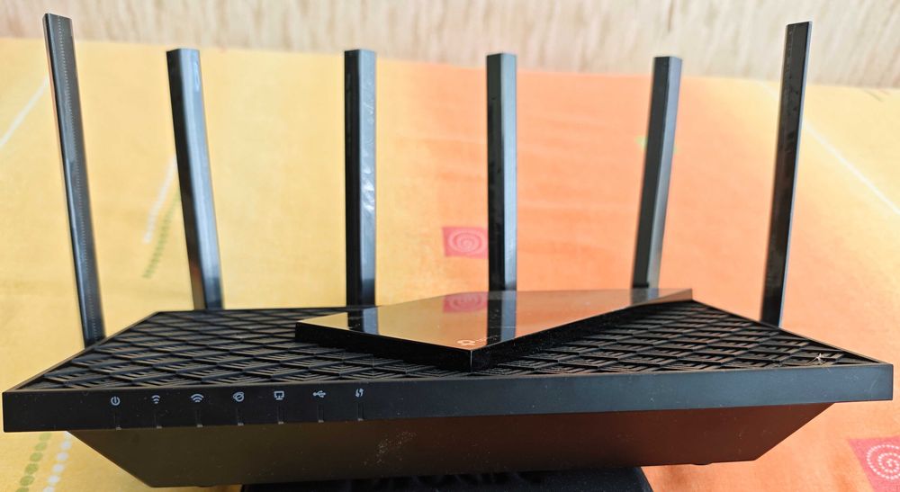 Продавам рутер TP-Link Archer AX73 AX5400