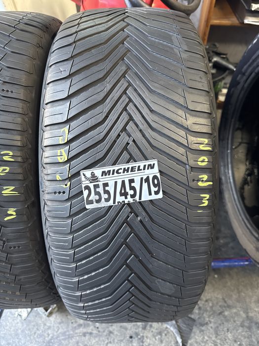 255/45/19 - 235/50/19 Michelin M+S