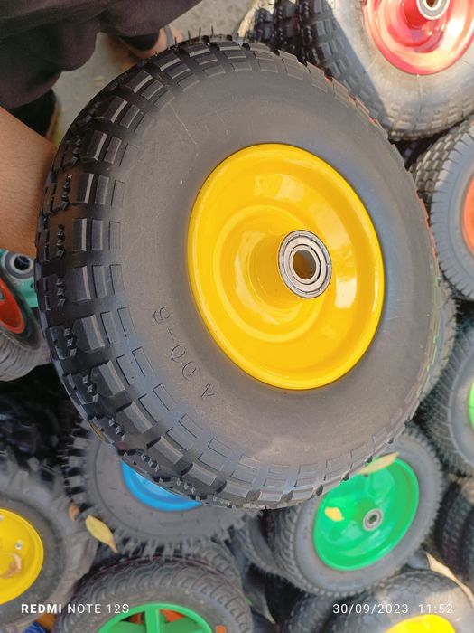 Arava va skuterlar balonlari