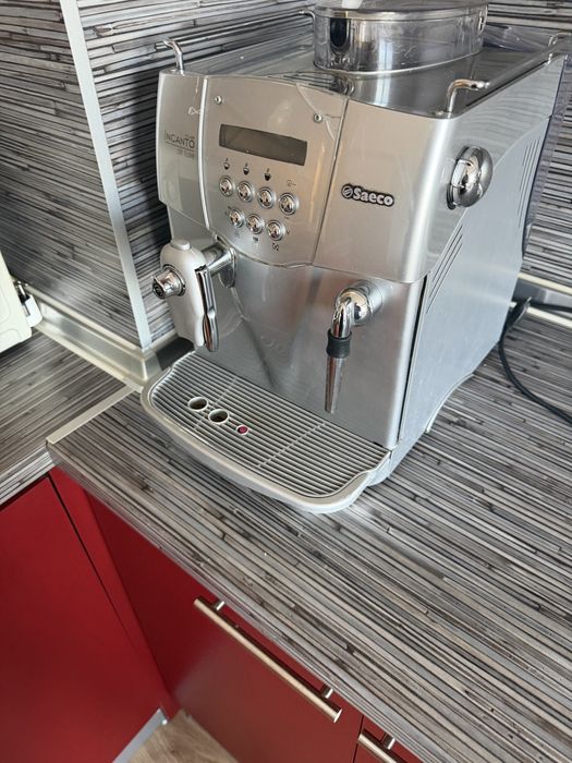 Кафемашина робот Philips Saeco