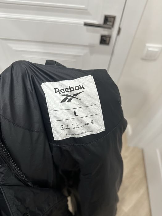Куртка Reebok новая