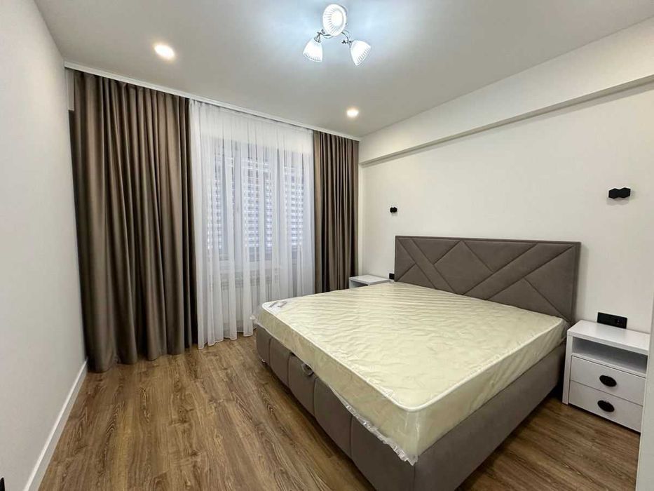 Дава се под наем Двустаен апартамент в София, Център - 65 кв.м за 500 € - Снимка #3