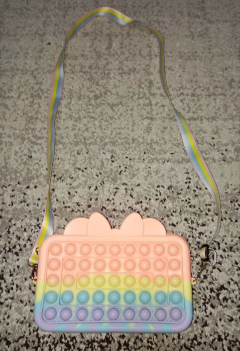 Accesorii fete Pop It