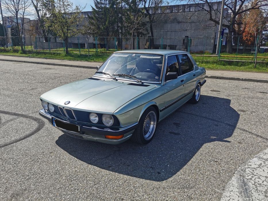 BMW 5 Series 1984