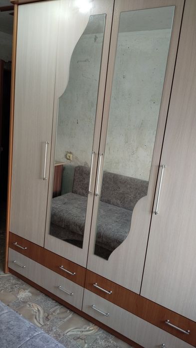 Продам шкаф в спальню