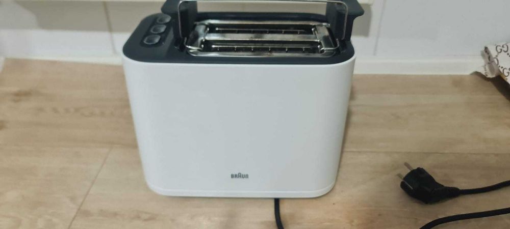 Продам Тостер Braun, б/у — в отличном состоянии