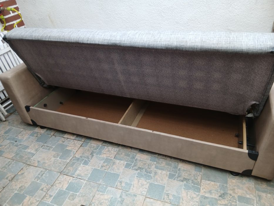 Canapea extensibila