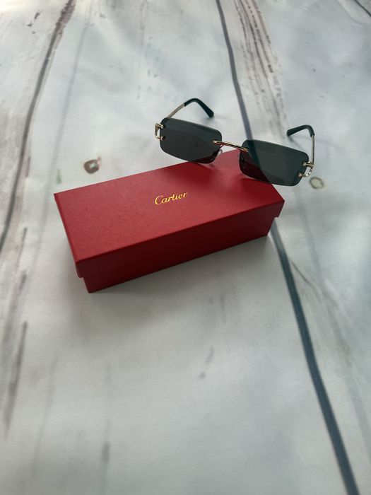 Ochelari de soare Cartier, noi, nepurtati