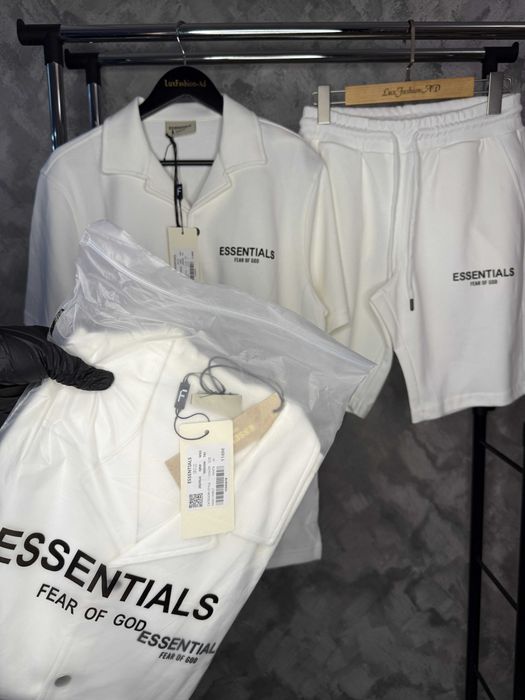 Compleu Essentials Fear Of God