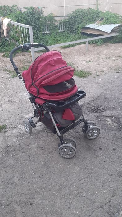 Детская коляска.