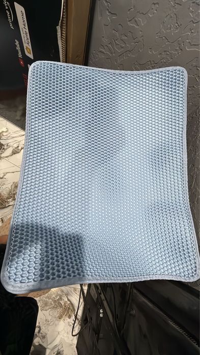 Продам для кошек