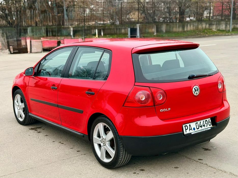 Golf 5 Recent Adus in Ro