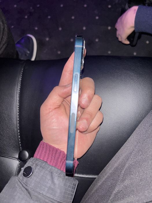 iphone 13 с коробкой срочно