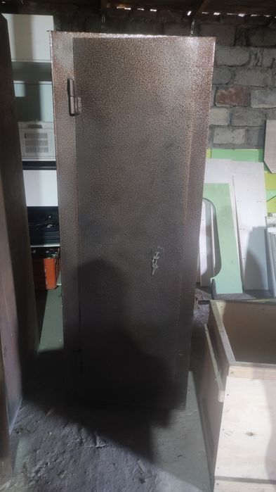 Продам сейфы в отличном состоянии