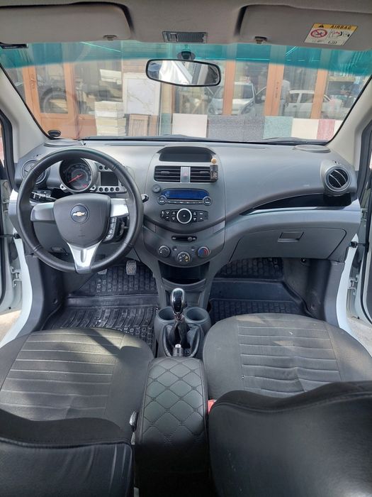 Shevralet Spark 2013