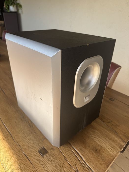 Subwoofer activ JBL SUB 140/230