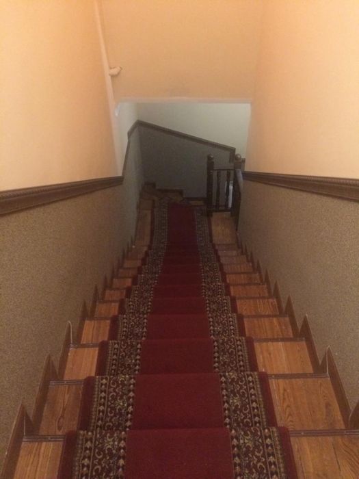 Комнаты изолированные в коттедже.