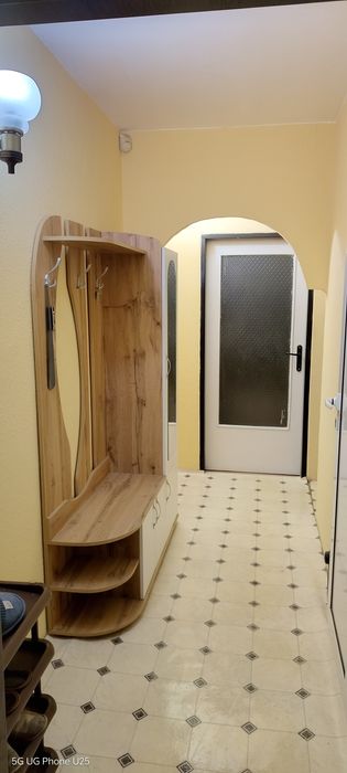 Дава се под наем Едностаен апартамент в Русе, Център - 45 кв.м за 179.52 € - Снимка #1