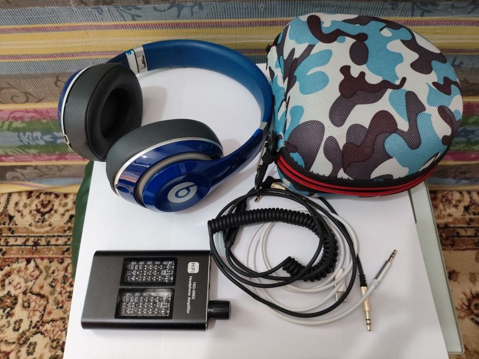 Продам на наушники