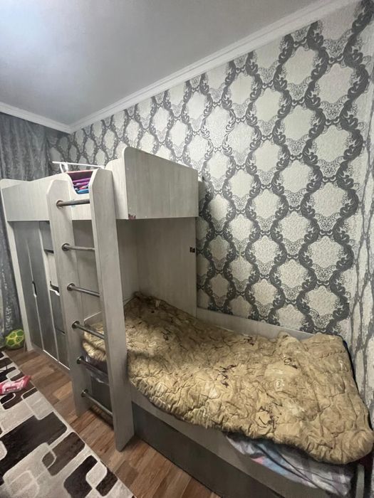 Двухярустная кровать