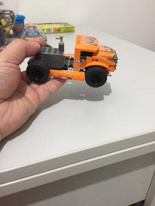 Vand camion masina race Lego mare originala