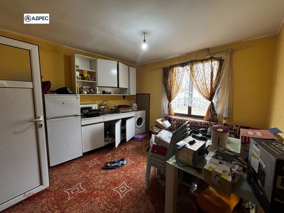 Къща в Плевен, област-гр.Гулянци площ 136 цена 85000