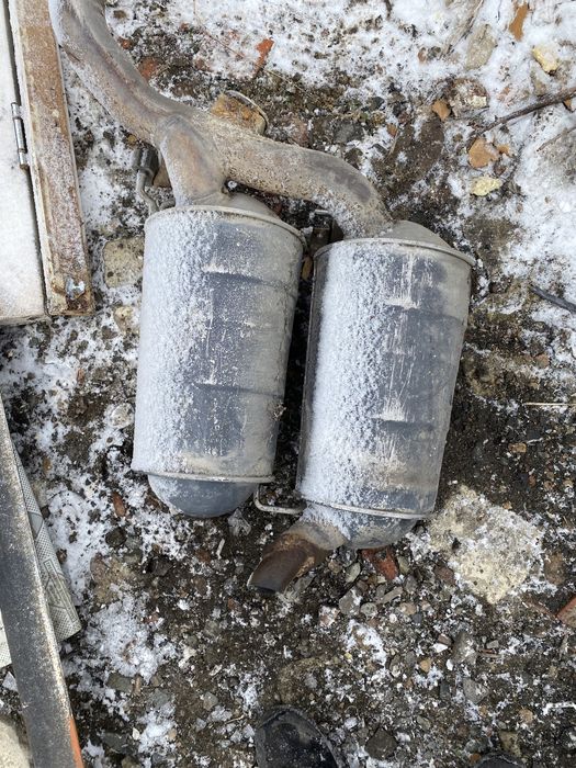 Продам глушитель bmw e39